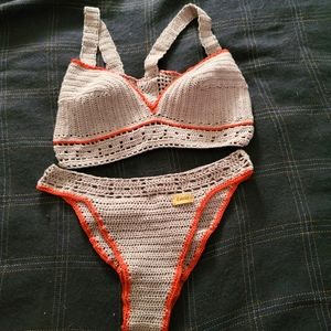 UNIQUE MODELS ‼️customizable size.  S/ M. THREAD WITH ELASTANE
